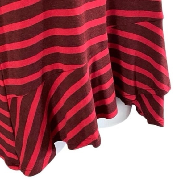 CAbi Women’s Red Striped Peplum Top Tee Sz Small Y2K Scenecore Alt Girl Grunge - Picture 6 of 8